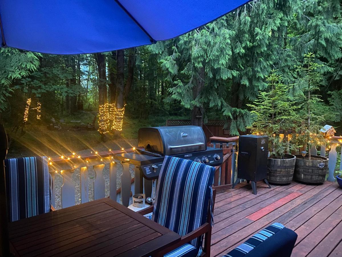 Cozy Bird House W Big Screen! Mount Hood Village Esterno foto